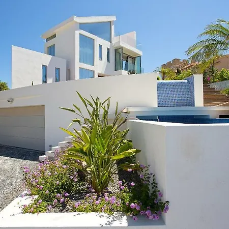 Macarius Villa